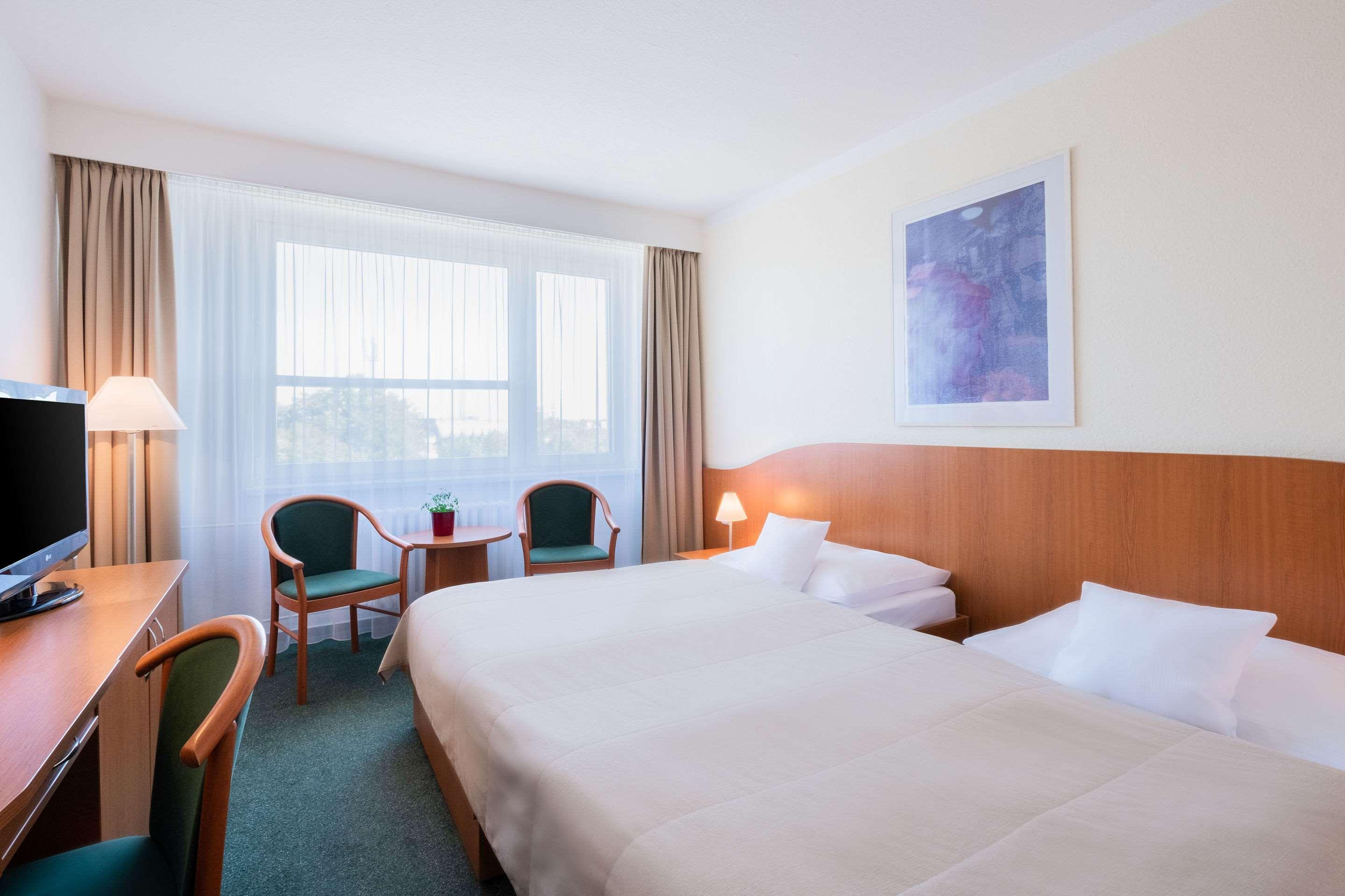 แคลเรียน คองเกรส โฮเต็ล ออสตราวา ออสตราวา Hotel ภายนอก รูปภาพ