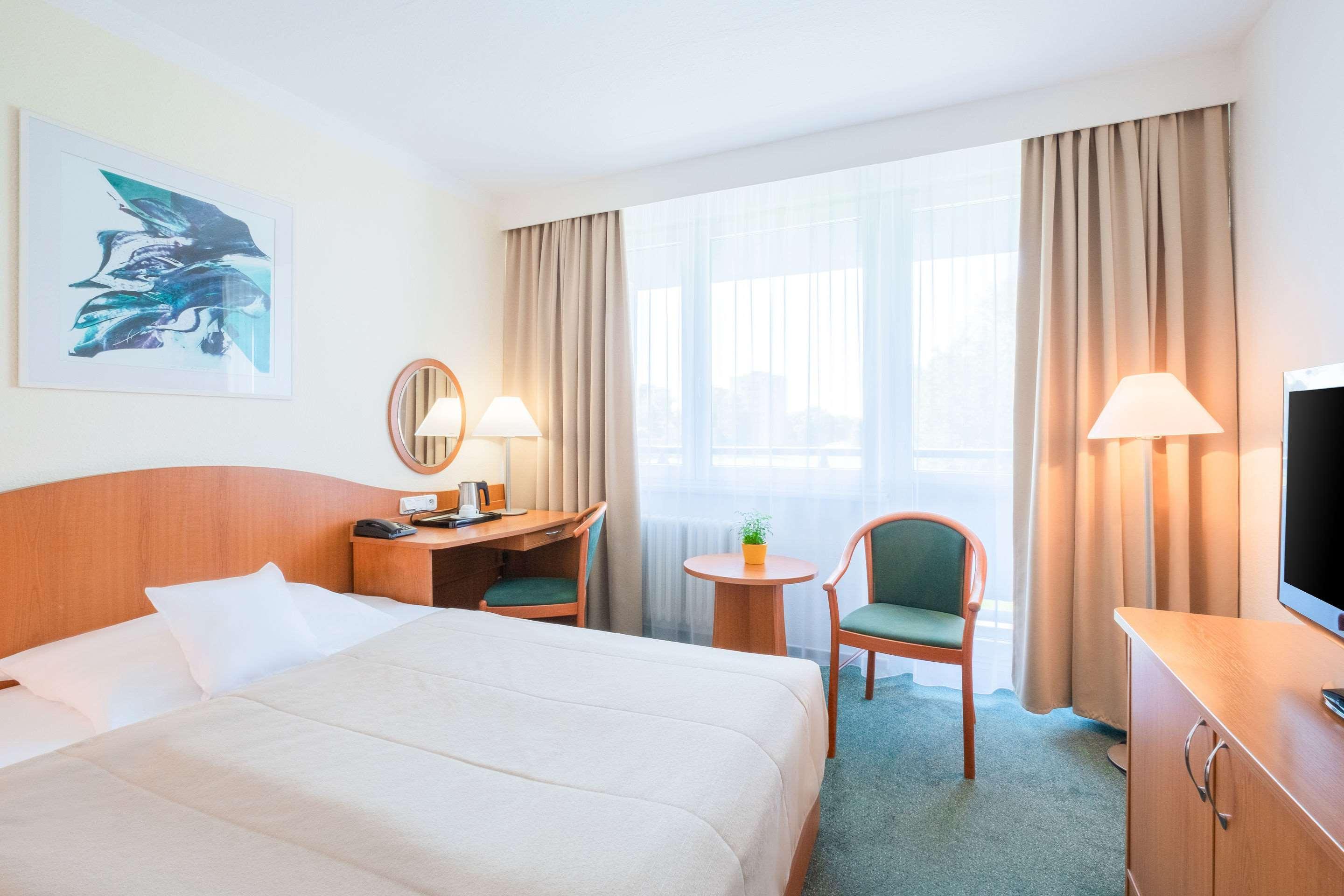 แคลเรียน คองเกรส โฮเต็ล ออสตราวา ออสตราวา Hotel ภายนอก รูปภาพ