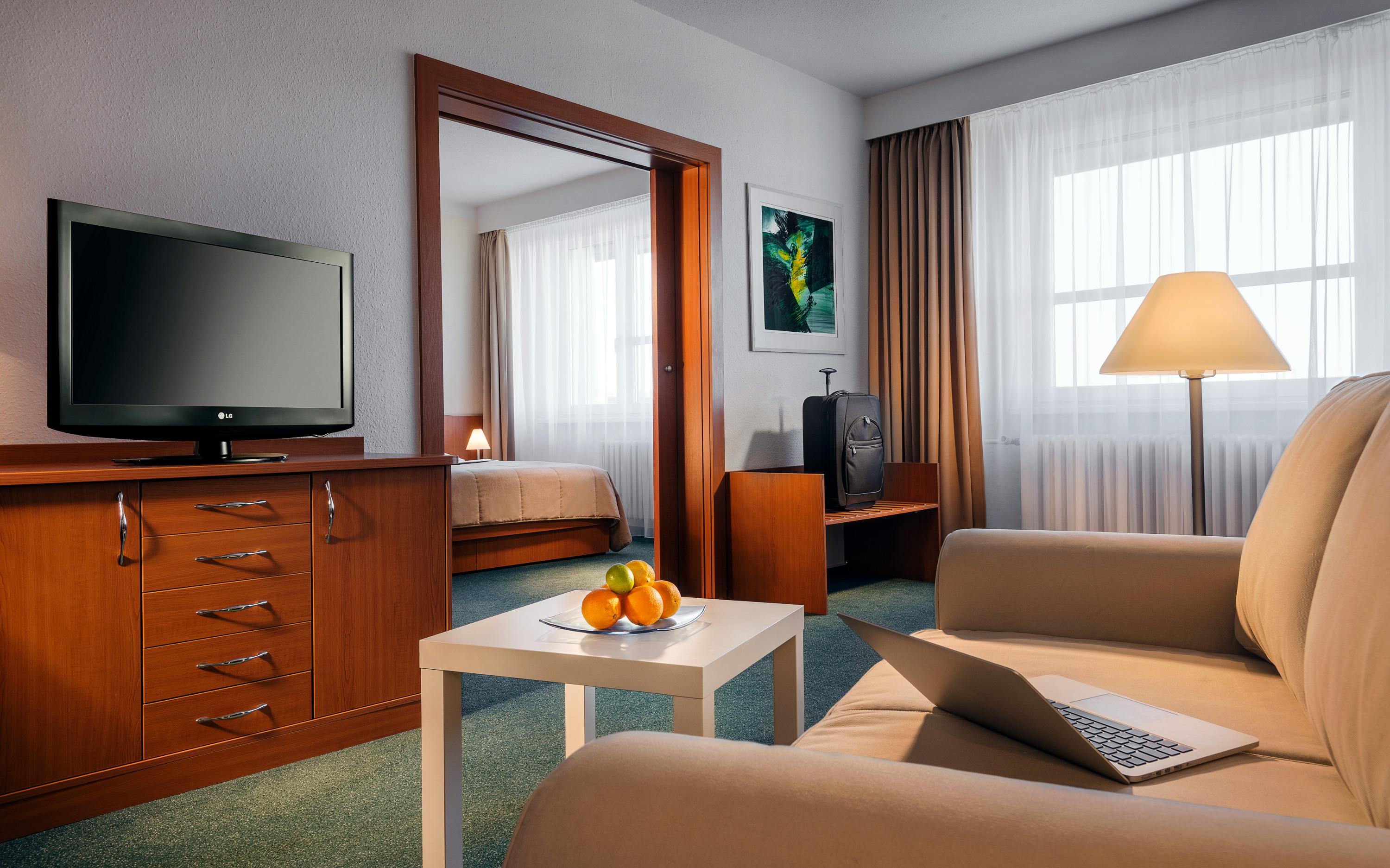 แคลเรียน คองเกรส โฮเต็ล ออสตราวา ออสตราวา Hotel ภายนอก รูปภาพ